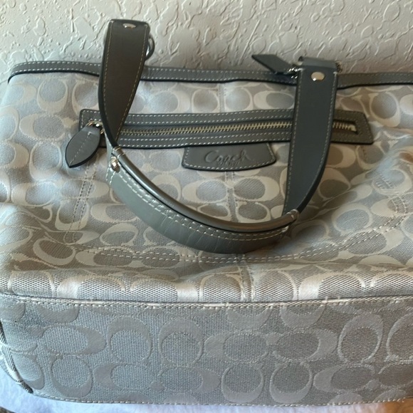Coach: Gray (F14693) Signature C Canvas Tote Bag - Picture 8 of 16